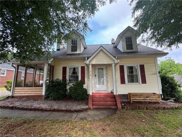 810 N Main Street, Walnut Cove, NC 27052
