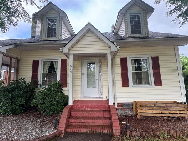 810 N Main Street, Walnut Cove, NC 27052