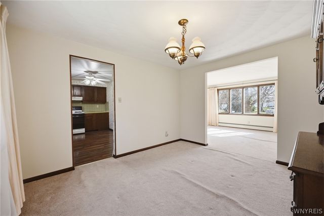 6888 Joanne Circle North, Niagara, NY 14304