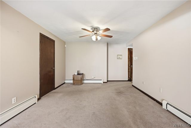 6888 Joanne Circle North, Niagara, NY 14304