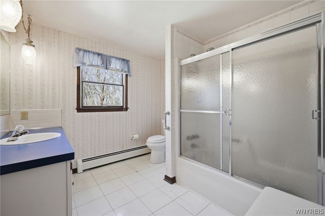 6888 Joanne Circle North, Niagara, NY 14304