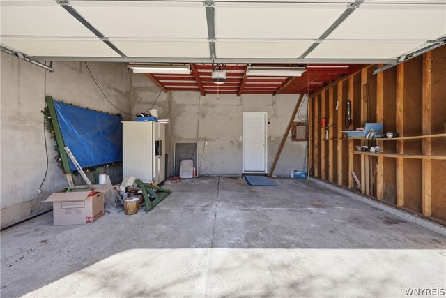 6888 Joanne Circle North, Niagara, NY 14304