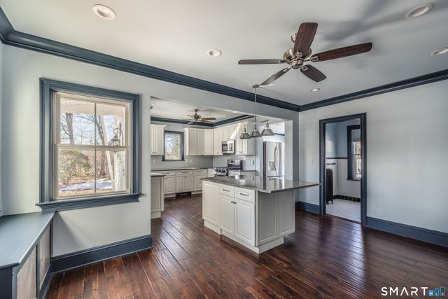 5385 Main Street, Trumbull, CT 06611