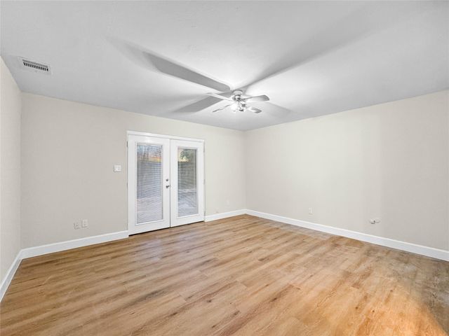 1023 Cragmore Drive, Seabrook, TX 77586