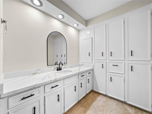 1023 Cragmore Drive, Seabrook, TX 77586