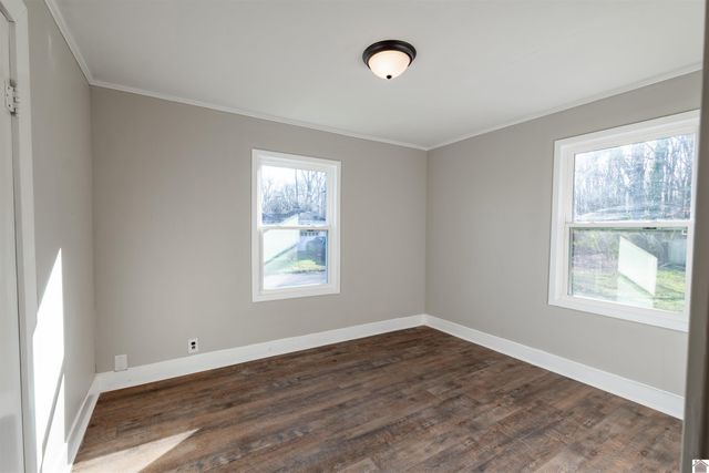 1353 Reed Ave, Paducah, KY 42001