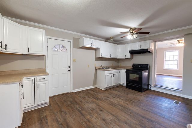 1353 Reed Ave, Paducah, KY 42001