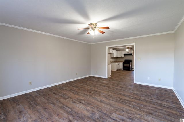 1353 Reed Ave, Paducah, KY 42001