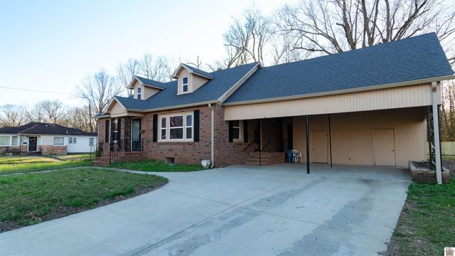 1353 Reed Ave, Paducah, KY 42001