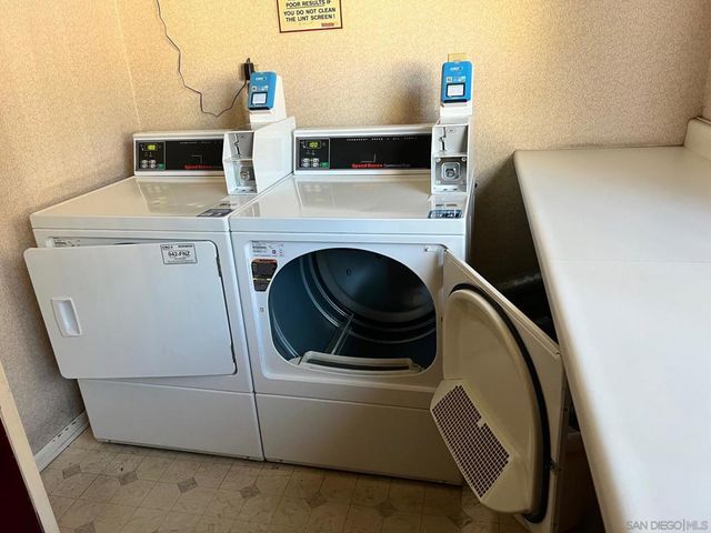 4487 Colbath Ave 207, Sherman Oaks, CA 91423