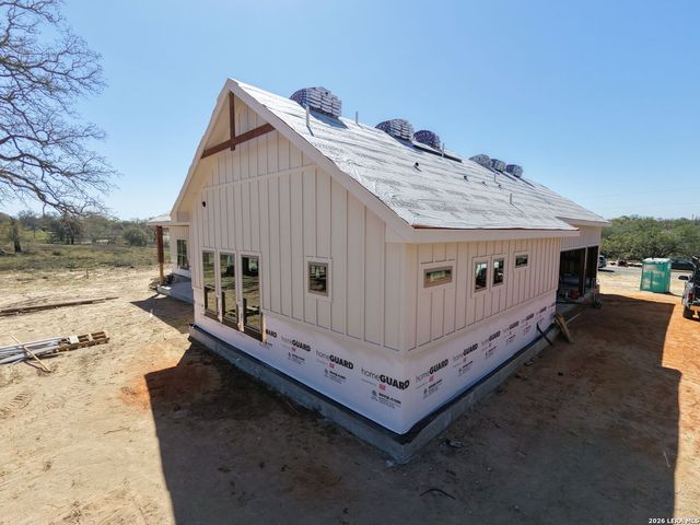 140 Timber Heights, La Vernia, TX 78101