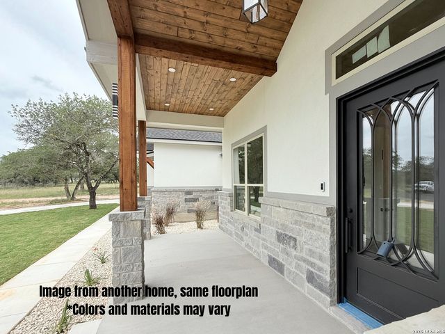 140 Timber Heights, La Vernia, TX 78101