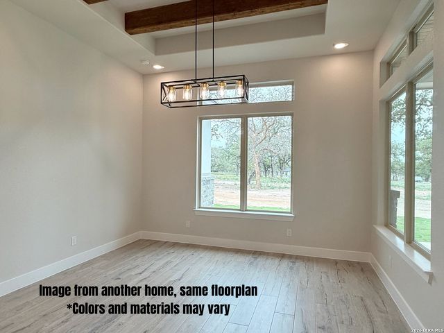 140 Timber Heights, La Vernia, TX 78101