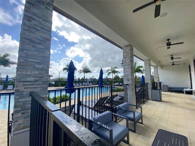 10265 SW 231st Ln ., Miami, FL 33190