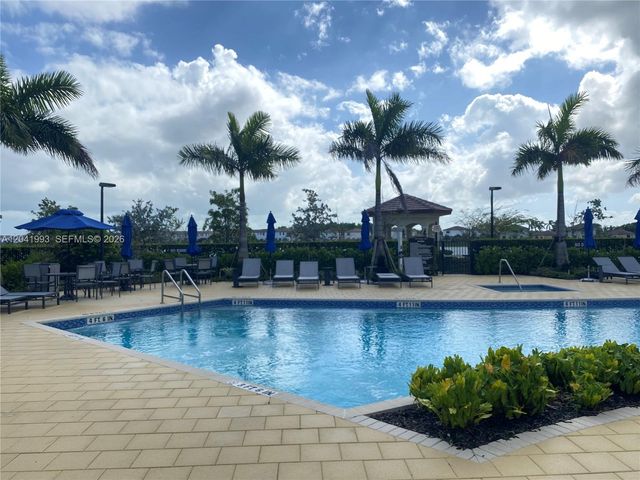 10265 SW 231st Ln ., Miami, FL 33190