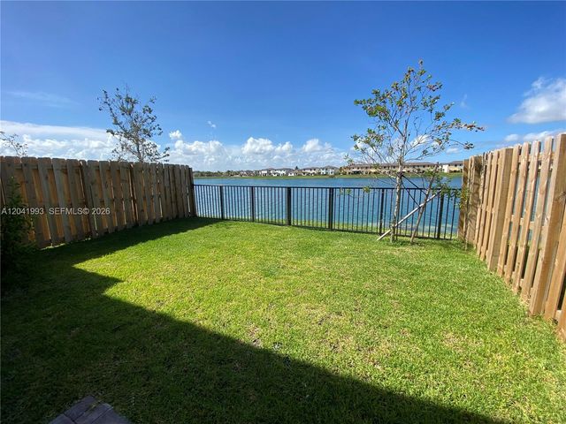 10265 SW 231st Ln ., Miami, FL 33190