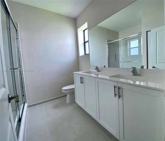 10265 SW 231st Ln ., Miami, FL 33190