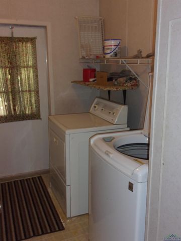 20 CR 1766 Cut Off Rd., Jefferson, TX 75657