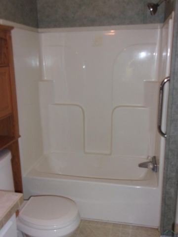 20 CR 1766 Cut Off Rd., Jefferson, TX 75657