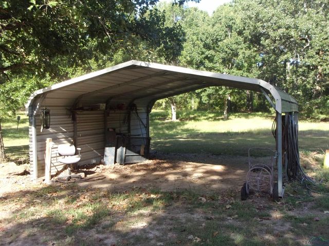 20 CR 1766 Cut Off Rd., Jefferson, TX 75657