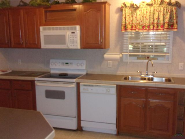 20 CR 1766 Cut Off Rd., Jefferson, TX 75657