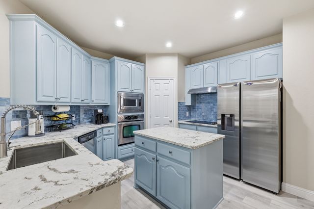 2122 TRICKLING CREEK Drive, Garland, TX 75041