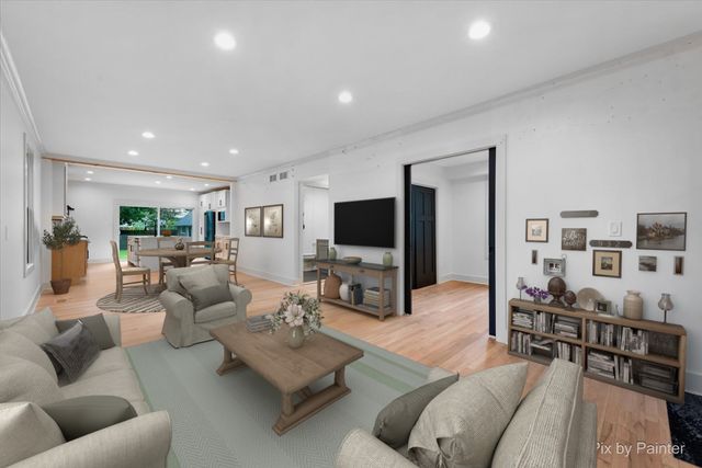 518 Illinois Street, Geneva, IL 60134