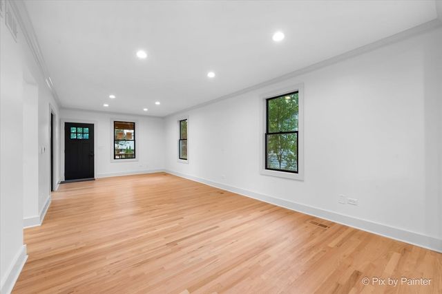 518 Illinois Street, Geneva, IL 60134