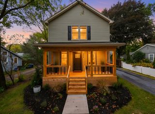 518 Illinois Street, Geneva, IL 60134