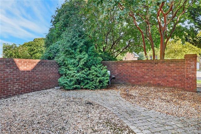 1505 Bordeaux PL, Norfolk, VA 23505
