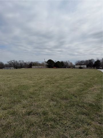 14075 Beaty Road, Gravette, AR 72736