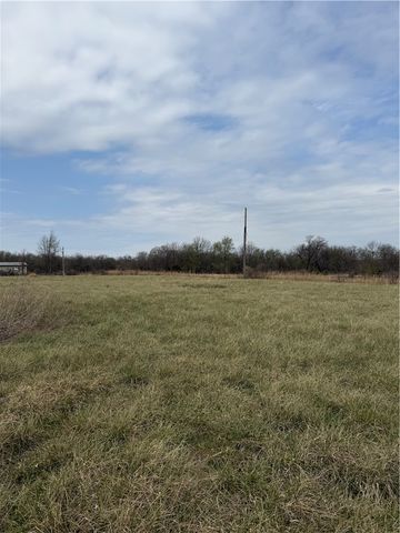 14075 Beaty Road, Gravette, AR 72736