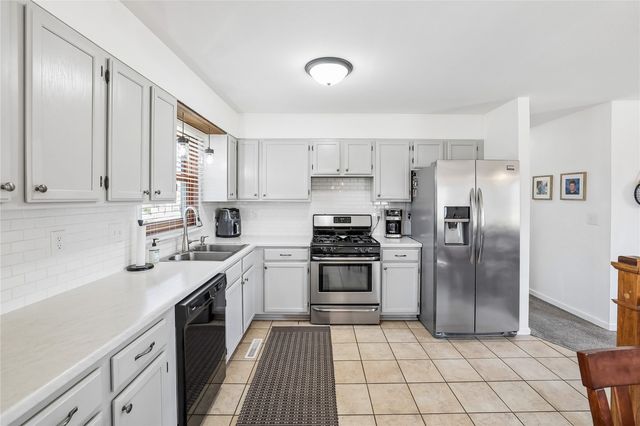 201 Oak Avenue, Urbana, IA 52345