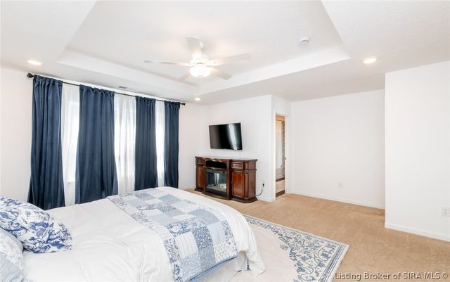 8040 Schrieber Road, Floyds Knobs, IN 47119