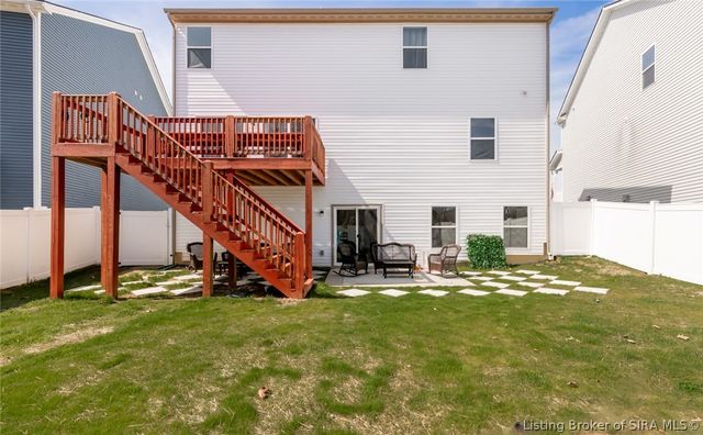 8040 Schrieber Road, Floyds Knobs, IN 47119