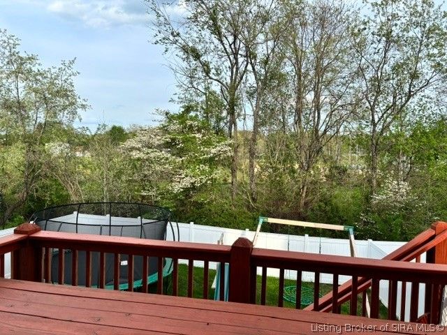 8040 Schrieber Road, Floyds Knobs, IN 47119