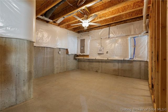 8040 Schrieber Road, Floyds Knobs, IN 47119