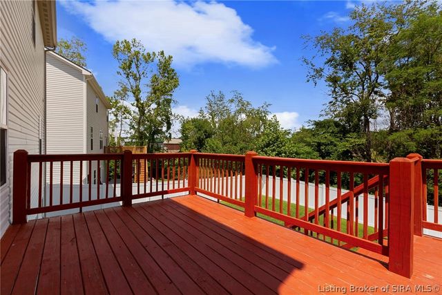 8040 Schrieber Road, Floyds Knobs, IN 47119