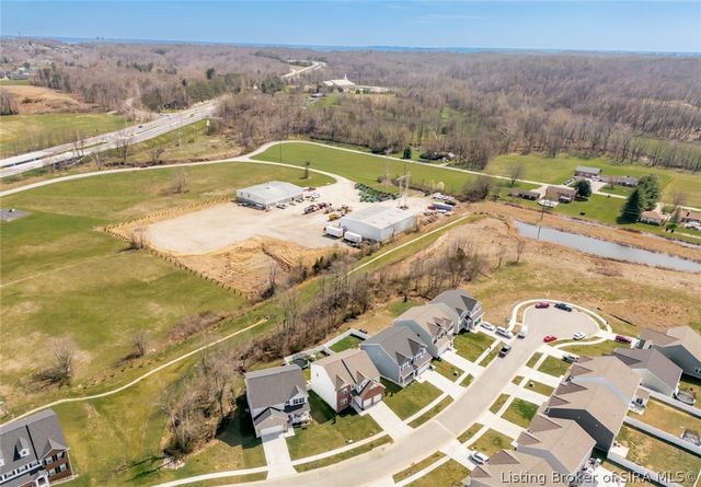 8040 Schrieber Road, Floyds Knobs, IN 47119