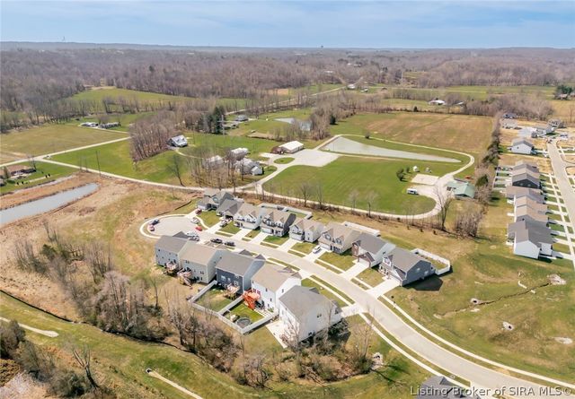 8040 Schrieber Road, Floyds Knobs, IN 47119