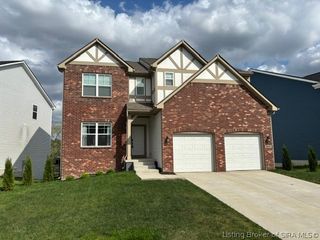 8040 Schrieber Road, Floyds Knobs, IN 47119