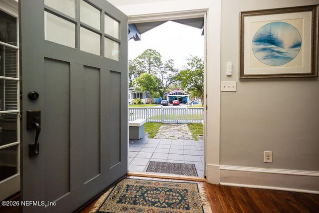 2363 ERNEST Street, Jacksonville, FL 32204