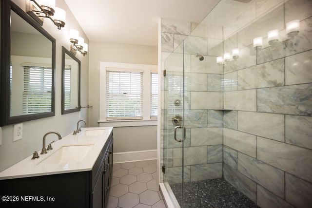 2363 ERNEST Street, Jacksonville, FL 32204
