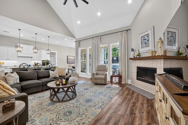125 Oakbend Trail, Mabank, TX 75147