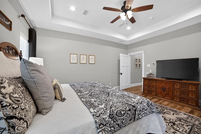 125 Oakbend Trail, Mabank, TX 75147