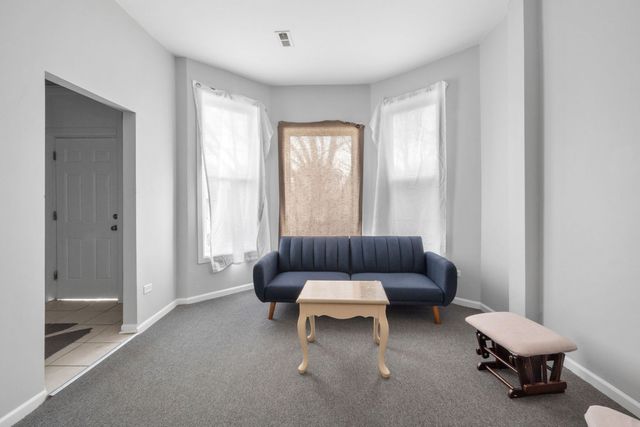 1242 S TRIPP Avenue, Chicago, IL 60623