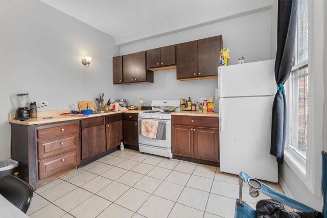 1242 S TRIPP Avenue, Chicago, IL 60623