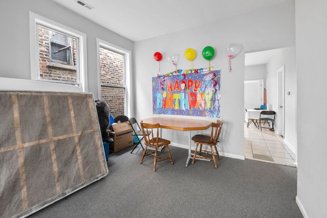 1242 S TRIPP Avenue, Chicago, IL 60623