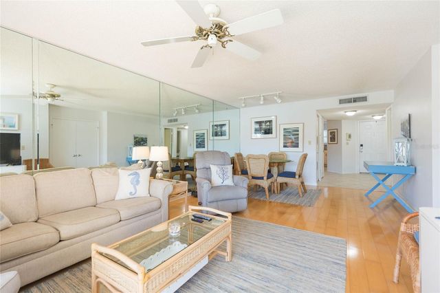 6080 BAHIA DEL MAR CIRCLE 113, St Petersburg, FL 33715