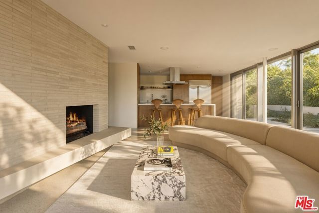 3201 Oakley Drive, Los Angeles, CA 90068